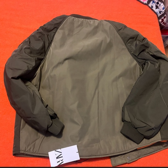 Zara khaki green voluminous bomber puffer jacket NWT - Picture 8 of 11